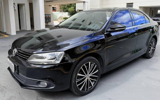 VOLKSWAGEN JETTA 2.0 TSI HIGHLINE 211CV GASOLINA 4P TIPTRONIC