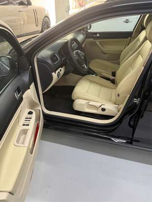 VOLKSWAGEN-JETTA-2.5 I VARIANT 20V 170CV GASOLINA 4P TIPTRONIC VOLKSWAGEN-JETTA-2010