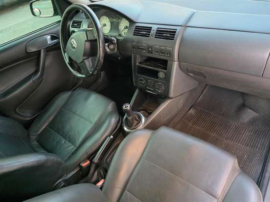 VOLKSWAGEN-PARATI-2.0 MI TRACK & FIELD 8V GASOLINA 4P MANUAL G.III VOLKSWAGEN-PARATI-2004