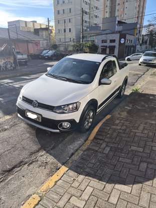 VOLKSWAGEN-SAVEIRO-2015