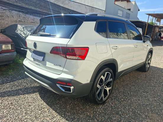 VOLKSWAGEN-TAOS-1.4 250 TSI TOTAL FLEX HIGHLINE AUTOMÁTICO VOLKSWAGEN-TAOS-2024