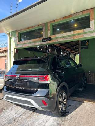 VOLKSWAGEN-T-CROSS-2024