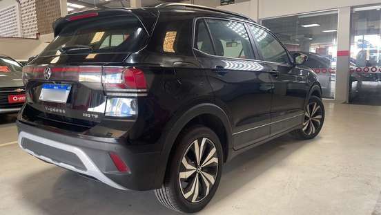 VOLKSWAGEN-T-CROSS-2024