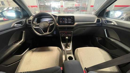 VOLKSWAGEN-T-CROSS-2024