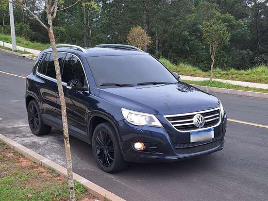 VOLKSWAGEN-TIGUAN-2.0 TSI 16V TURBO GASOLINA 4P TIPTRONIC VOLKSWAGEN-TIGUAN-2010
