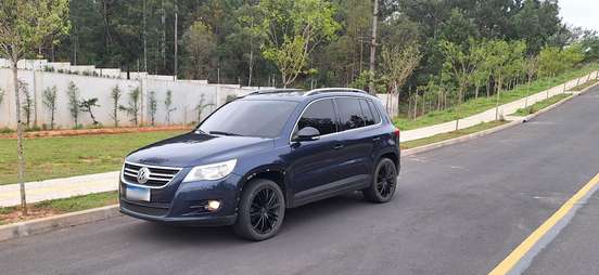 VOLKSWAGEN-TIGUAN-2.0 TSI 16V TURBO GASOLINA 4P TIPTRONIC VOLKSWAGEN-TIGUAN-2010