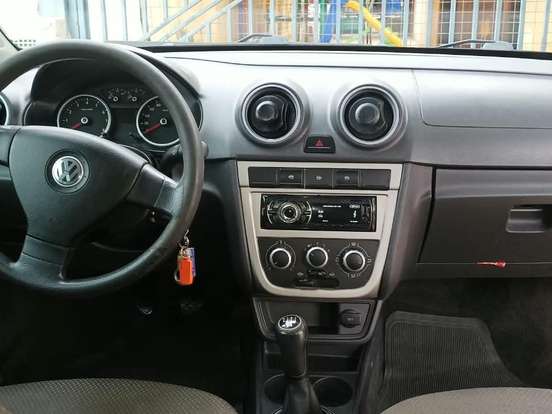 VOLKSWAGEN-VOYAGE-1.0 MI 8V FLEX 4P MANUAL VOLKSWAGEN-VOYAGE-2012