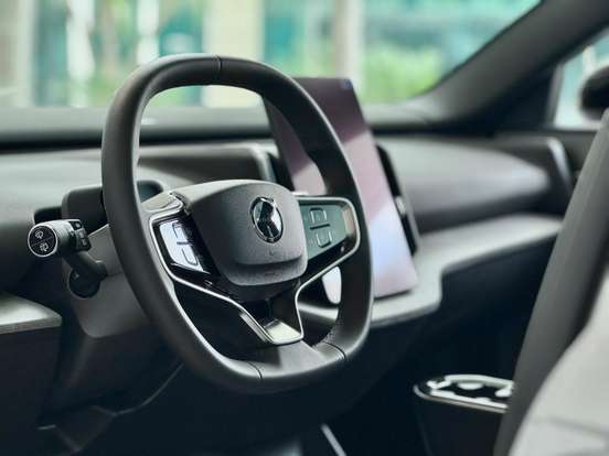 VOLVO-EX30-2026