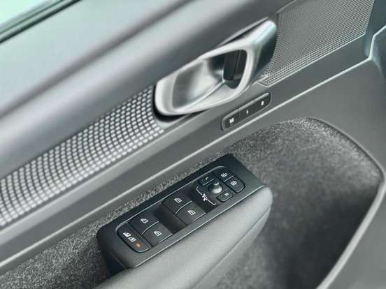 VOLVO-EX40-P6 RECHARGE ELECTRIC PLUS VOLVO-EX40-2026