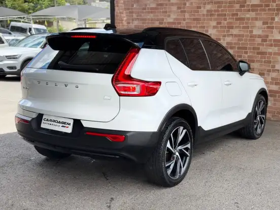 VOLVO-XC40-1.5 T5 RECHARGE R-DESIGN GEARTRONIC VOLVO-XC40-2021