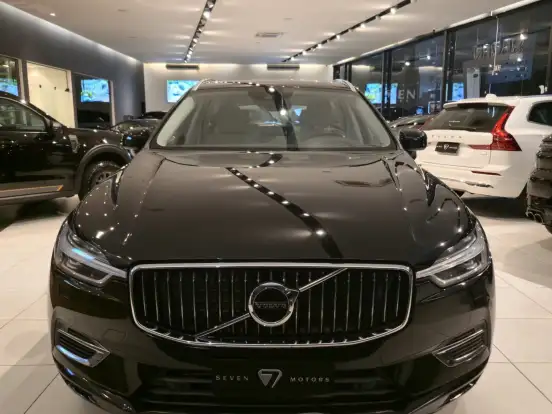 VOLVO-XC60-2.0 T8 HYBRID MOMENTUM AWD GEARTRONIC VOLVO-XC60-2020