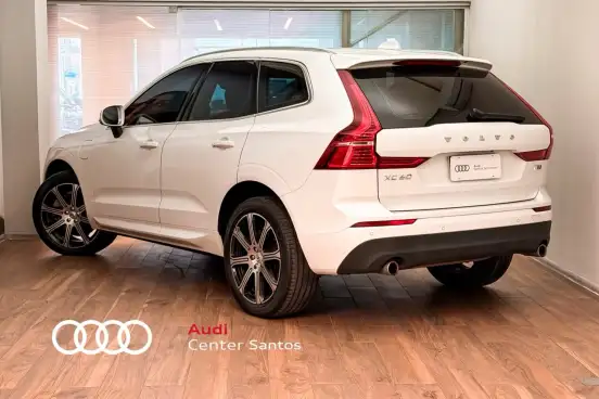 VOLVO-XC60-2.0 T8 HYBRID MOMENTUM AWD GEARTRONIC VOLVO-XC60-2019