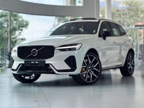 VOLVO XC60 2.0 T8 PHEV POLESTAR ENGINEERED AWD GEARTRONIC