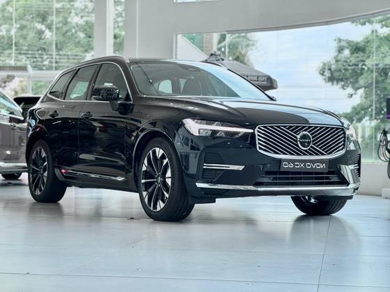 VOLVO XC60 2.0 T8 PHEV ULTRA AWD GEARTRONIC