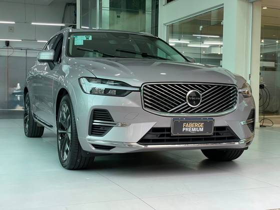 VOLVO XC60 2.0 T8 PHEV ULTRA AWD GEARTRONIC