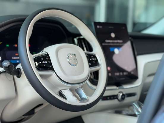 VOLVO-XC60-2026