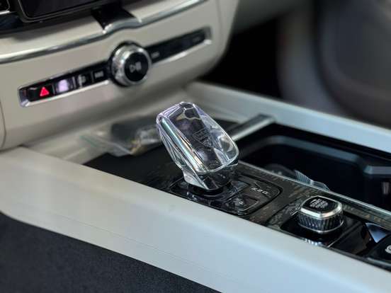 VOLVO-XC60-2.0 T8 PHEV ULTRA DARK AWD GEARTRONIC VOLVO-XC60-2026