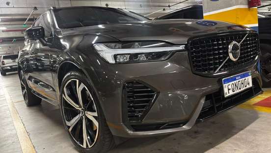 VOLVO-XC60-2023