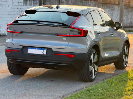 VOLVO-C40-P8 RECHARGE PURE ELECTRIC AWD VOLVO-C40-2022