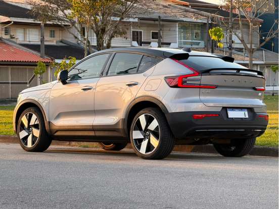 VOLVO-C40-P8 RECHARGE PURE ELECTRIC AWD VOLVO-C40-2022