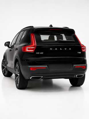 VOLVO-XC40-2018