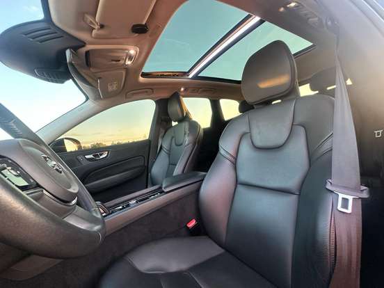 VOLVO-XC60-2.0 T8 HYBRID MOMENTUM AWD GEARTRONIC VOLVO-XC60-2021