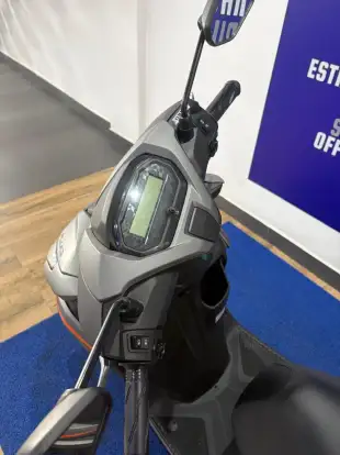 YAMAHA-FLUO 125 HYBRID CONNECTED ABS-2026