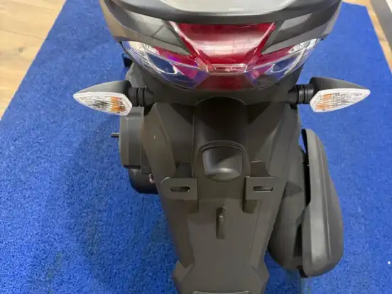 YAMAHA-FLUO 125 HYBRID CONNECTED ABS YAMAHA-FLUO 125 HYBRID CONNECTED ABS-2026