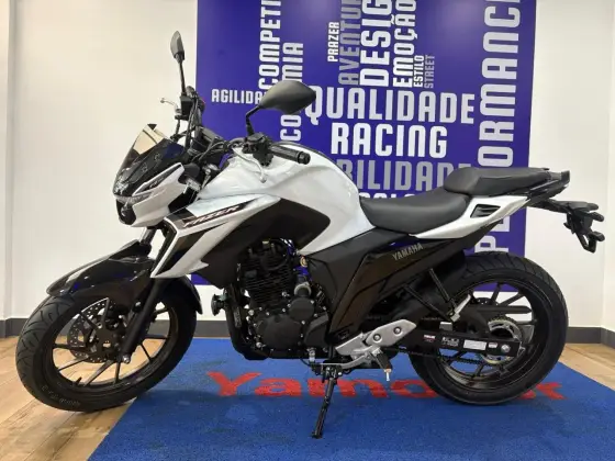 YAMAHA FZ25 FAZER CONNECTED ABS YAMAHA FZ25 FAZER CONNECTED ABS