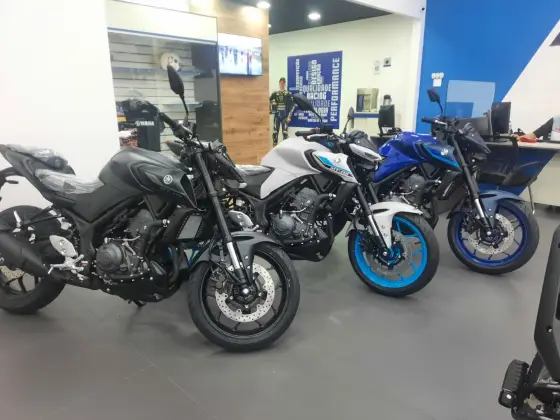 YAMAHA MT-03 CONNECTED ABS YAMAHA MT-03 CONNECTED ABS