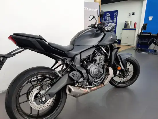 YAMAHA-MT-07 CONNECTED ABS-2026