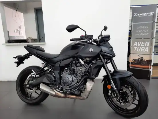 YAMAHA-MT-07 CONNECTED ABS-2026