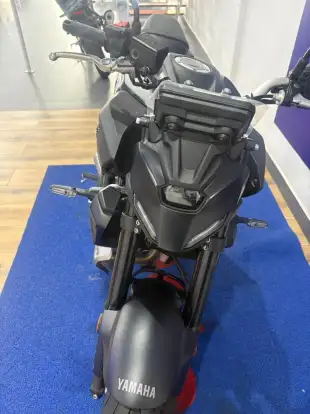 YAMAHA-MT-07 CONNECTED ABS-2026
