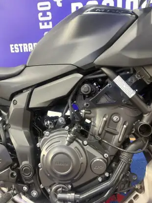 YAMAHA-MT-07 CONNECTED ABS-2026