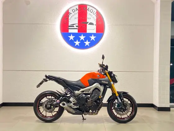 YAMAHA MT-09 YAMAHA MT-09