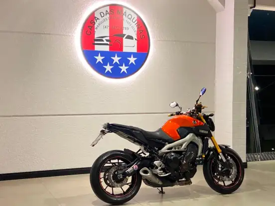 YAMAHA-MT-09 YAMAHA-MT-09-2016