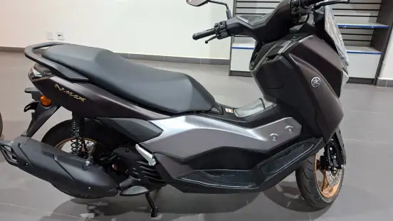 YAMAHA-NMAX CONNECTED 160 ABS-2025