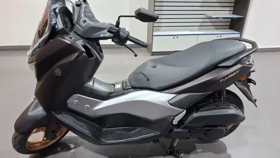 YAMAHA-NMAX CONNECTED 160 ABS-2025