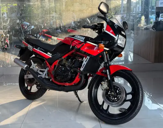 YAMAHA RD 350 LC YAMAHA RD 350 LC