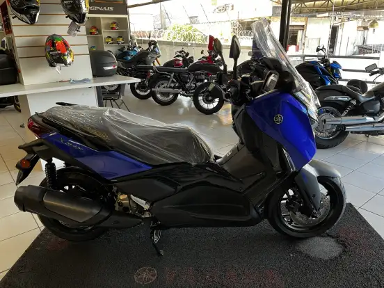 YAMAHA-XMAX 300 CONNECTED ABS-2026