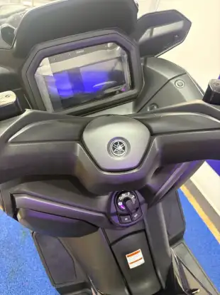 YAMAHA-XMAX 300 CONNECTED ABS-2026