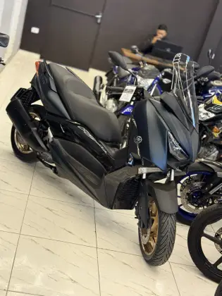 YAMAHA XMAX ABS 