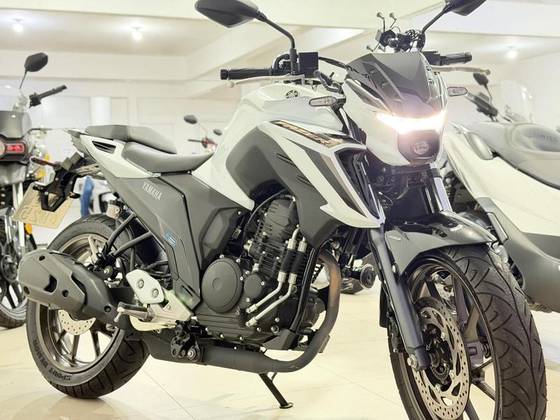 YAMAHA FZ25 FAZER CONNECTED ABS 