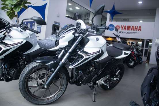 YAMAHA-FZ25 FAZER CONNECTED ABS-2026