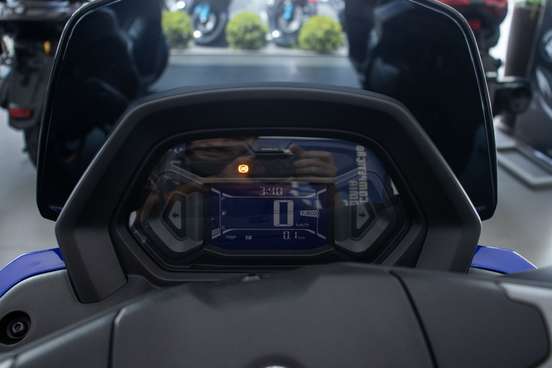 YAMAHA-NMAX CONNECTED 160 ABS-2026
