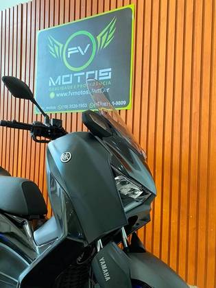 YAMAHA XMAX 300 CONNECTED ABS 