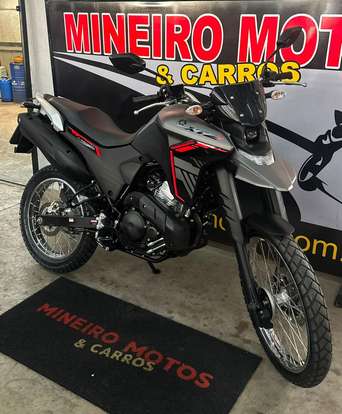 YAMAHA-XTZ 250 LANDER CONNECTED-2025