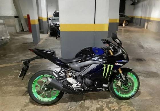 YAMAHA YZF R3 MONSTER ABS 