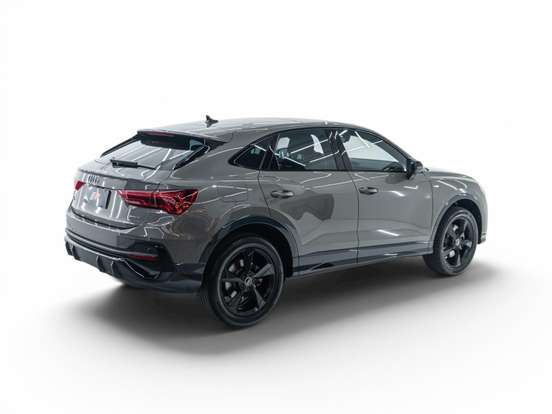 AUDI-Q3-2023