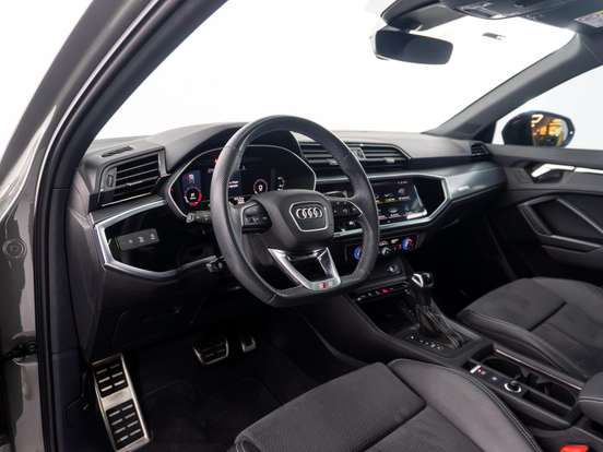 AUDI-Q3-2.0 40 TFSI GASOLINA SPORTBACK PERFORMANCE BLACK QUATTRO TIPTRONIC AUDI-Q3-2023
